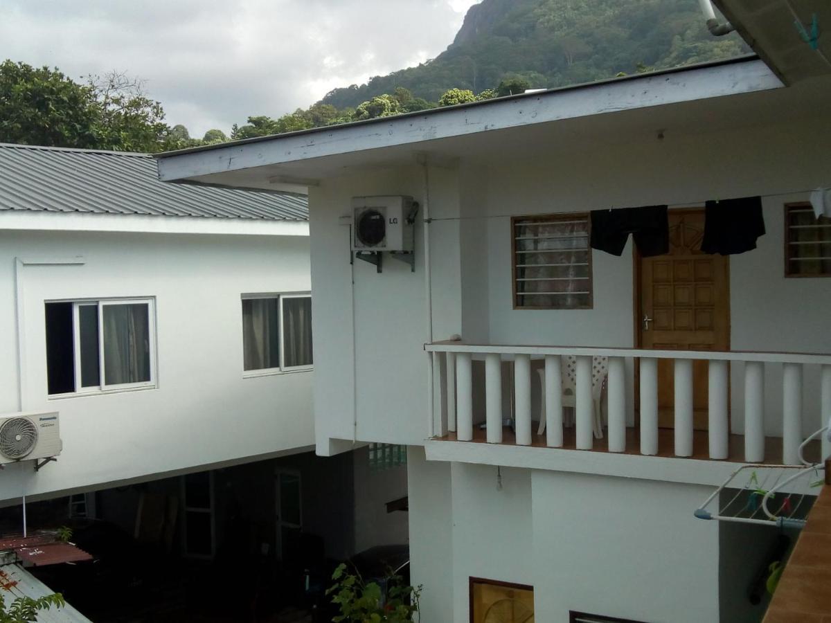 Corner Bay Apartments Beau Vallon,Mahe Victoria Luaran gambar