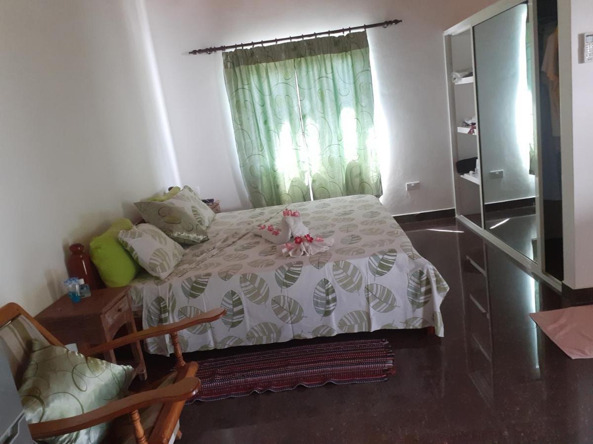 Corner Bay Apartments Beau Vallon,Mahe Victoria Luaran gambar
